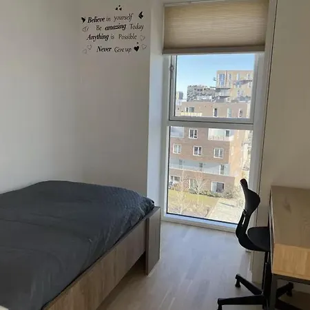 Modern Comfort In Orestad - With Balcony דירה קופנהגן